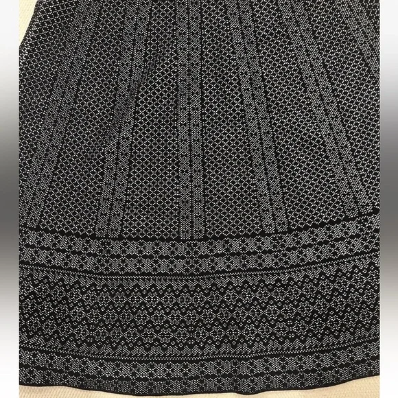 BCBG MAXAZRIA Bettina Dress Jacquard Black And White Patterned Size Small - Picture 3 of 5